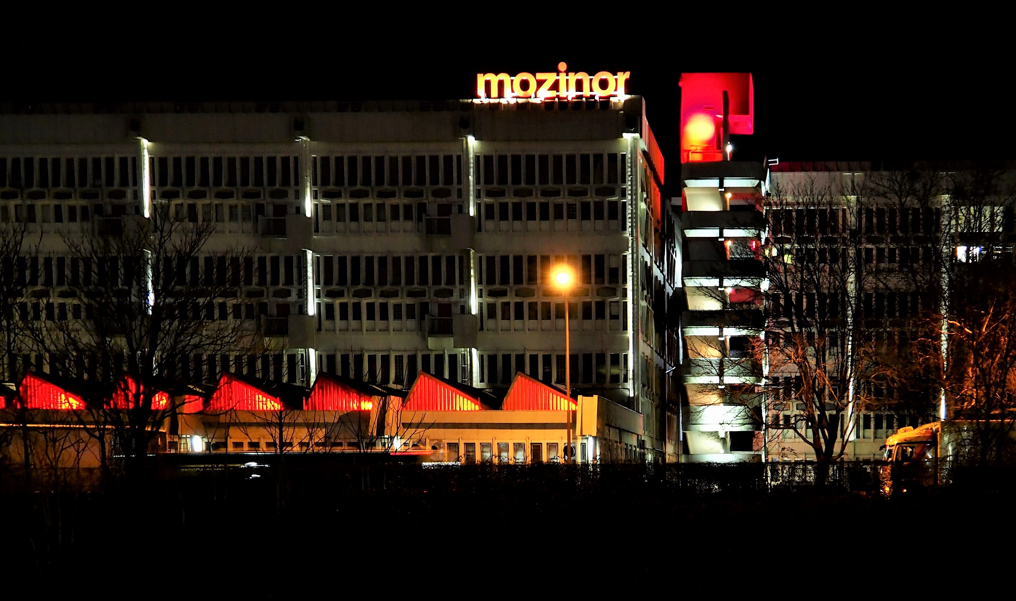 Mozinor - Montreuil - cité industrielle - éclairage du bâtiment